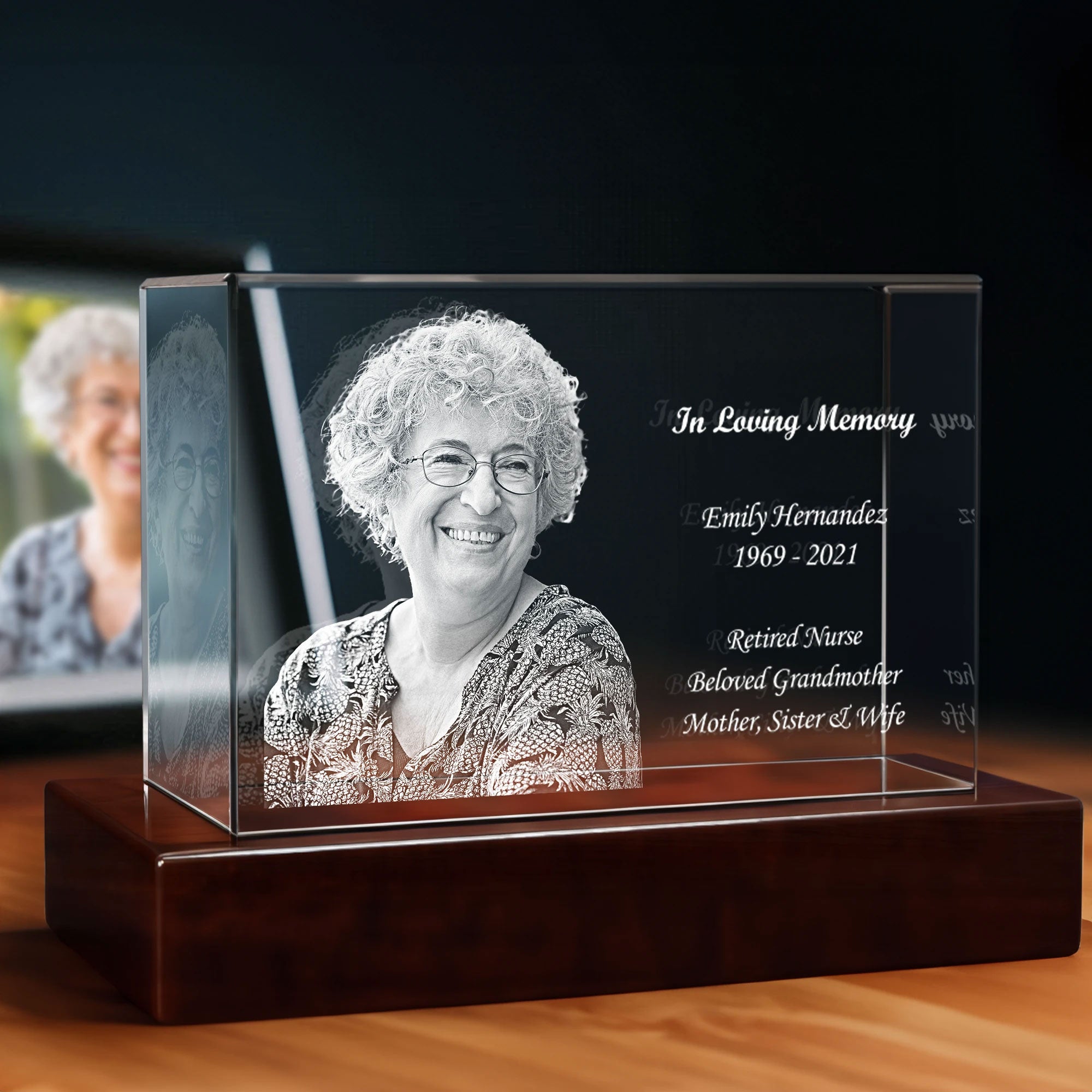 3D Memorial Engraving Crystal - Rectangle - Standard / Medium - Image 1