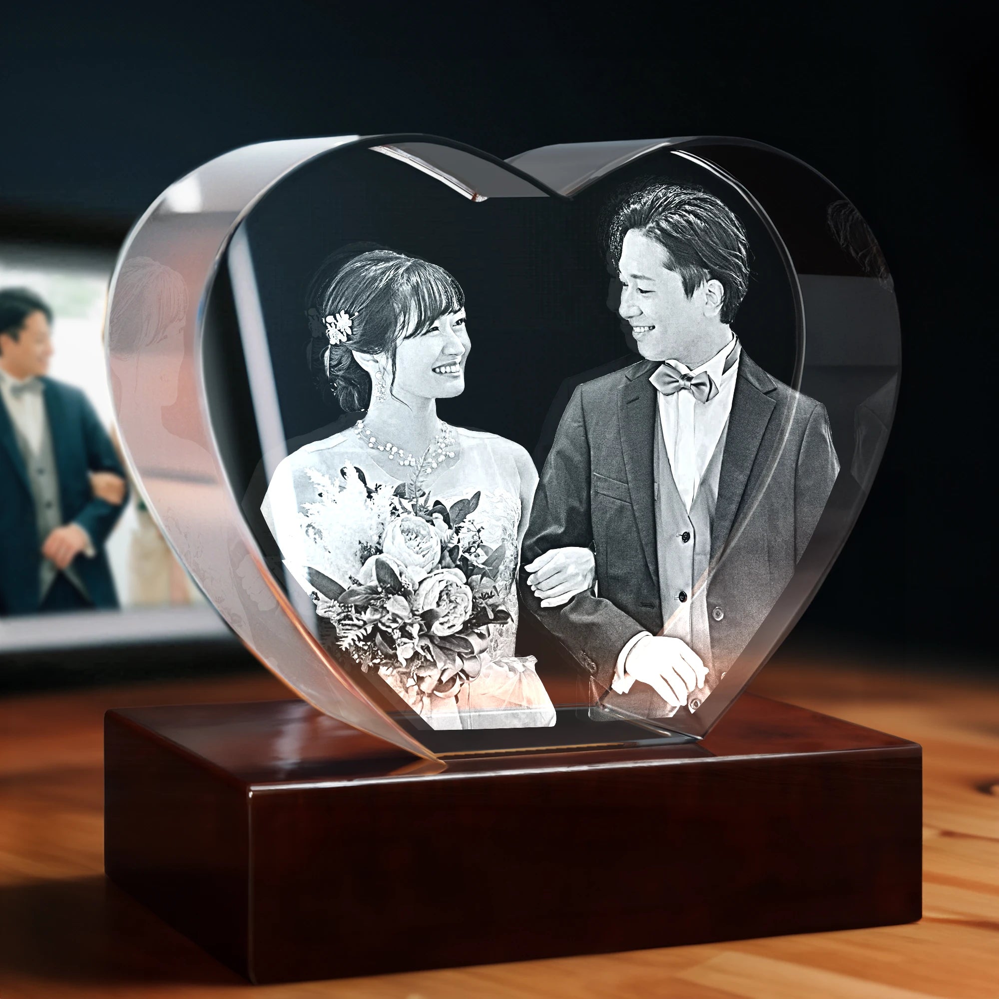 3D Wedding Engraving Crystal Gift - Heart - Standard / XL - Image 1