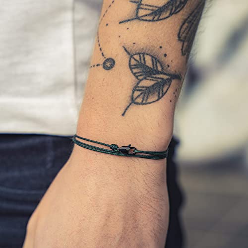 Made by Nami Dünnes Wickel-Armband Herren & Damen mit Karabiner-Haken Verschluss Handmade - Maritimer Surfer Schmuck - Minimalistisches Stoff-Armband - 100% Wasserfest & verstellbar (Smaragd Schwarz)