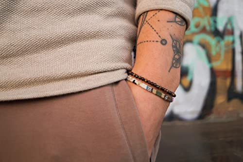 Made by Nami 2er Set Surfer-Armband Herren & Damen • 100% Wasserfest & Handmade • Perlen-Armband Boho Stoff-Armband • Sommer Strand-Schmuck • Freundschaftsarmbänder (Safari & Tigerauge)