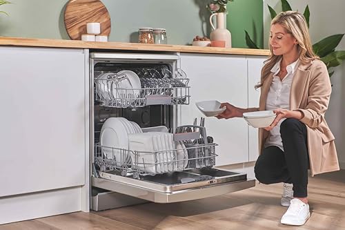 Bosch SMS4EKI06G Series 4, Free-Standing Dishwasher 60 cm, B Energy Rated, 13 Place Settings, 9 Litre, ExtraDry, Silence Plus 42dB Quiet,Rackmatic Adjustable Basket, Silver Inox