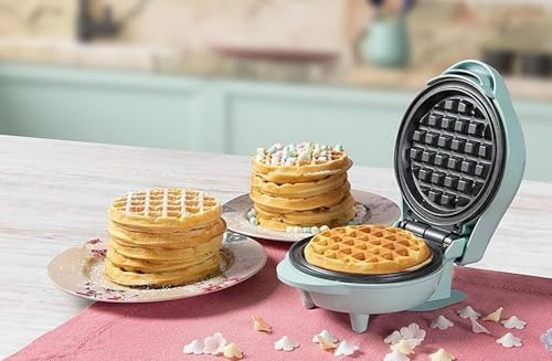 Bestron Mini-Waffeleisen für klassische Waffeln, kleiner Waffelmaker mit Antihaftbeschichtung, für Kindergeburtstage, Familienfeiern, Ostern oder Weihnachten, Retro Design, 550 Watt, Farbe: Mint único