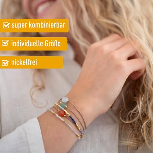 happymaker - Rosenquarz Armband Damen, handgemacht in Deutschland, Edelstein Armband rosa mit vergoldeten Perlen, Geschenkverpackung als Kraftgeber Geschenk für Frauen und Mädchen
