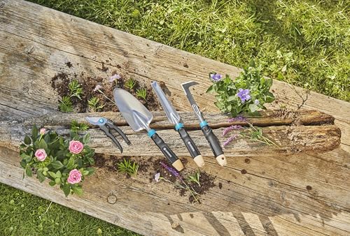 Gardena Ecoline Unkrautstecher: Zum einfachen Entfernen von Unkraut ohne Chemikalien, ergonomischer Griff, beschichtetes Metall, aus recycelten Materialien (17702-20)