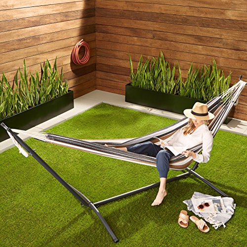 Amazon Basics Hängematte mit Gestell, Stoff, One Size, 117 cm x 300 cm x 100 cm, Mehrfarbig
